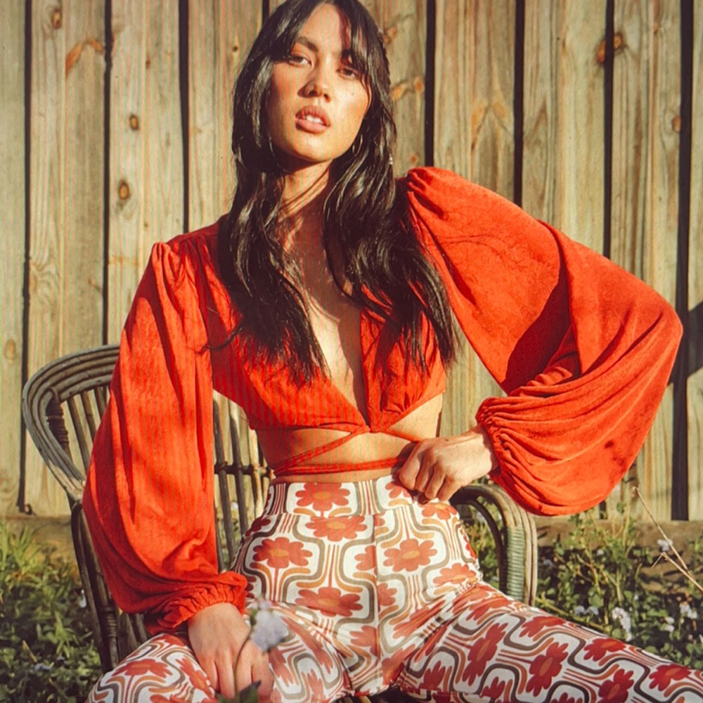 Tie up top (red)